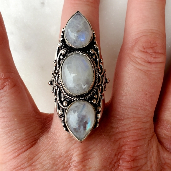New Rainbow Moonstone 925 Silver Statement Ring. - Picture 5 of 14